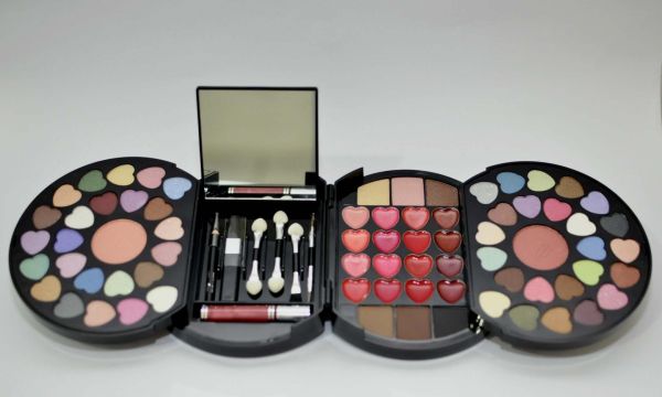 Kit de maquiagem  Deluxe Ruby Rose