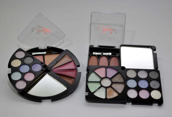 Mini kit de maquiagem Jasmyne